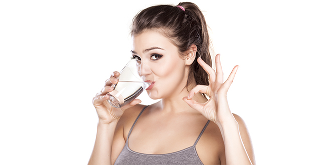 水分補給は頭痛予防と緩和に効果的
