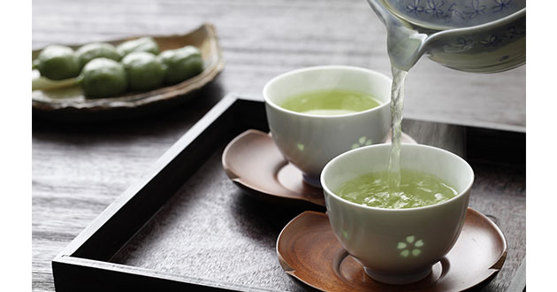 L-テアニンは、緑茶などお茶に含まれているアミノ酸のひとつ